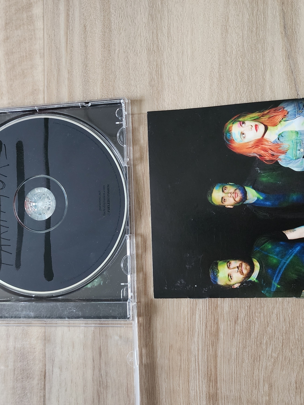 Paramore CD